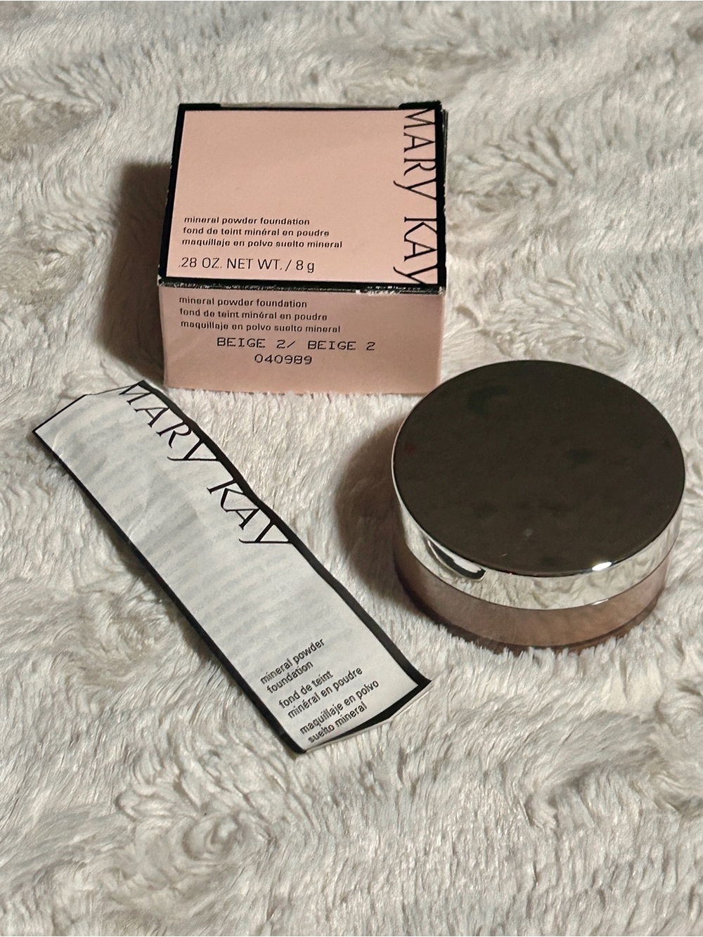 Mary Kay Mineral Powder Foundation Beige 2 - NEW